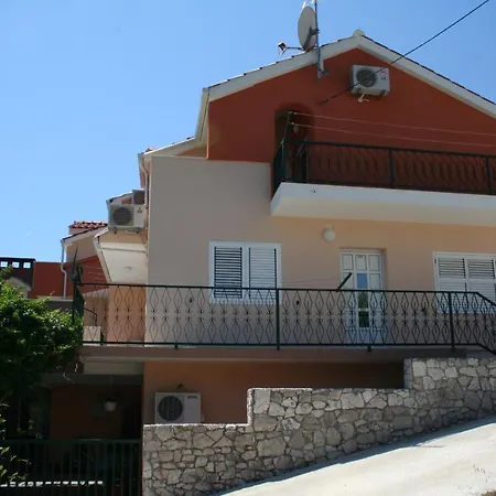 Apartament With A Parking Space Marina, Trogir - 11607