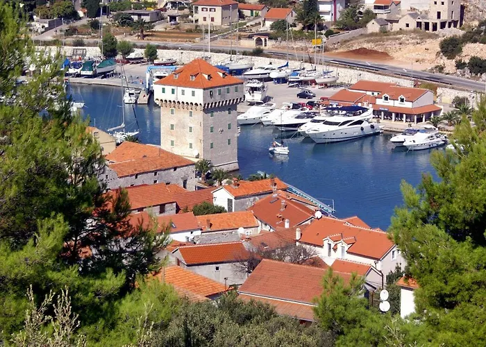 With A Parking Space Marina, Trogir - 11607 Apartament